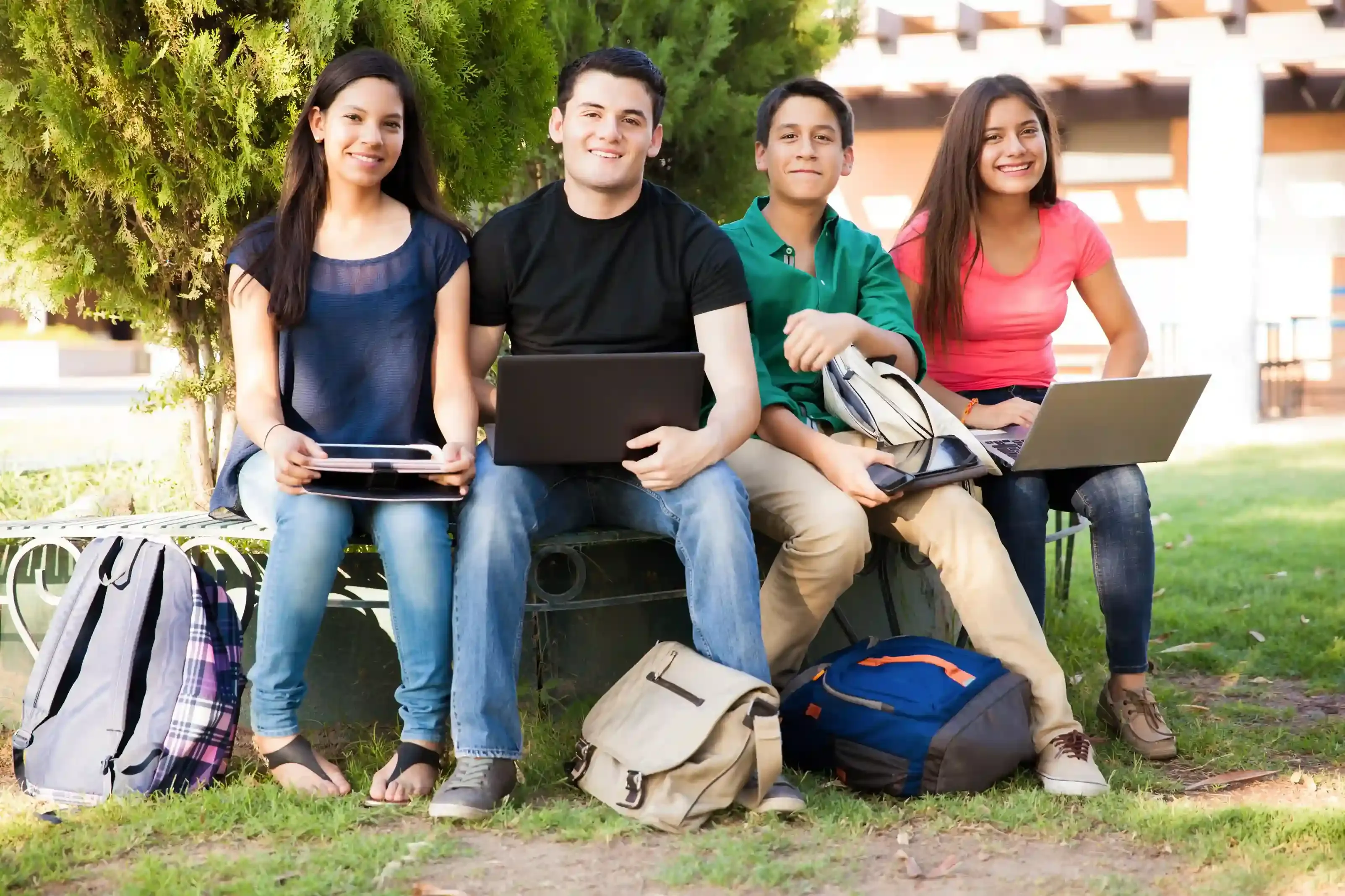 Ilustración para: ¿Por qué estudiar un programa a distancia en UTC?